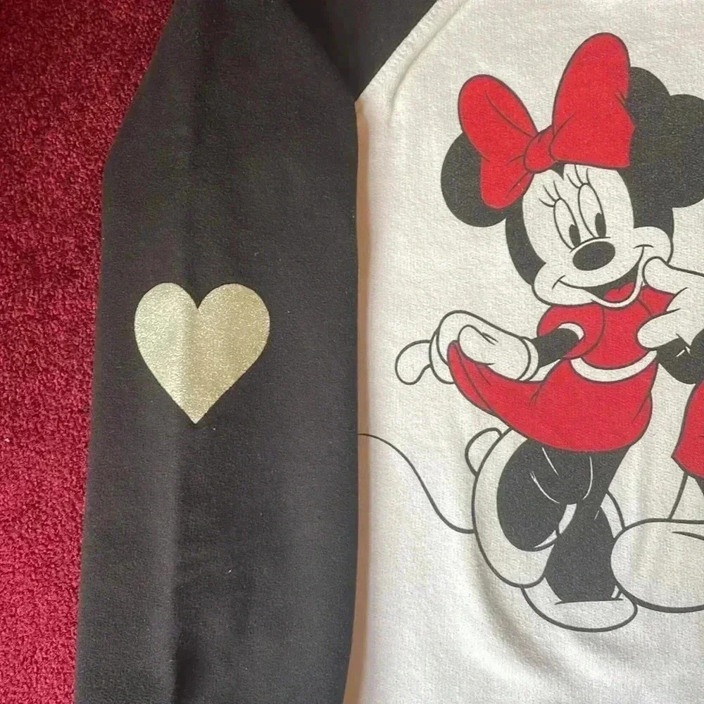 Mickey and Minnie sweatshirt - Picture 2 of 4